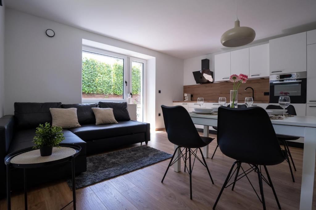 Profesionalno čiščenje apartmajev v Ljubljani — Residence Black&White, Bežigrad
